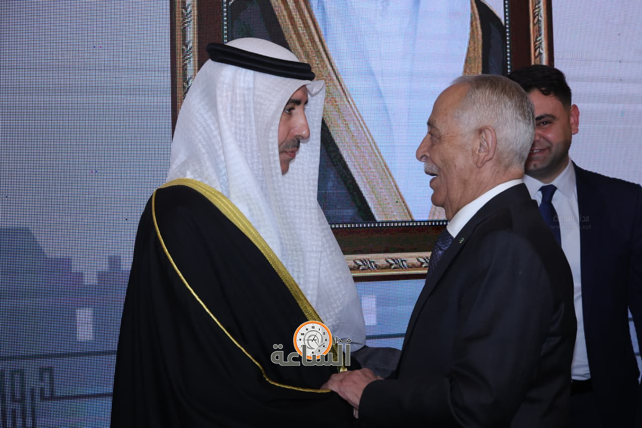 Madar Al-Saa Images 0.006851949855136263