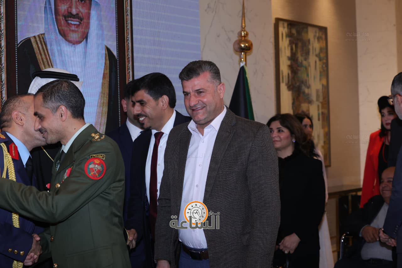 Madar Al-Saa Images 0.30610081457875005