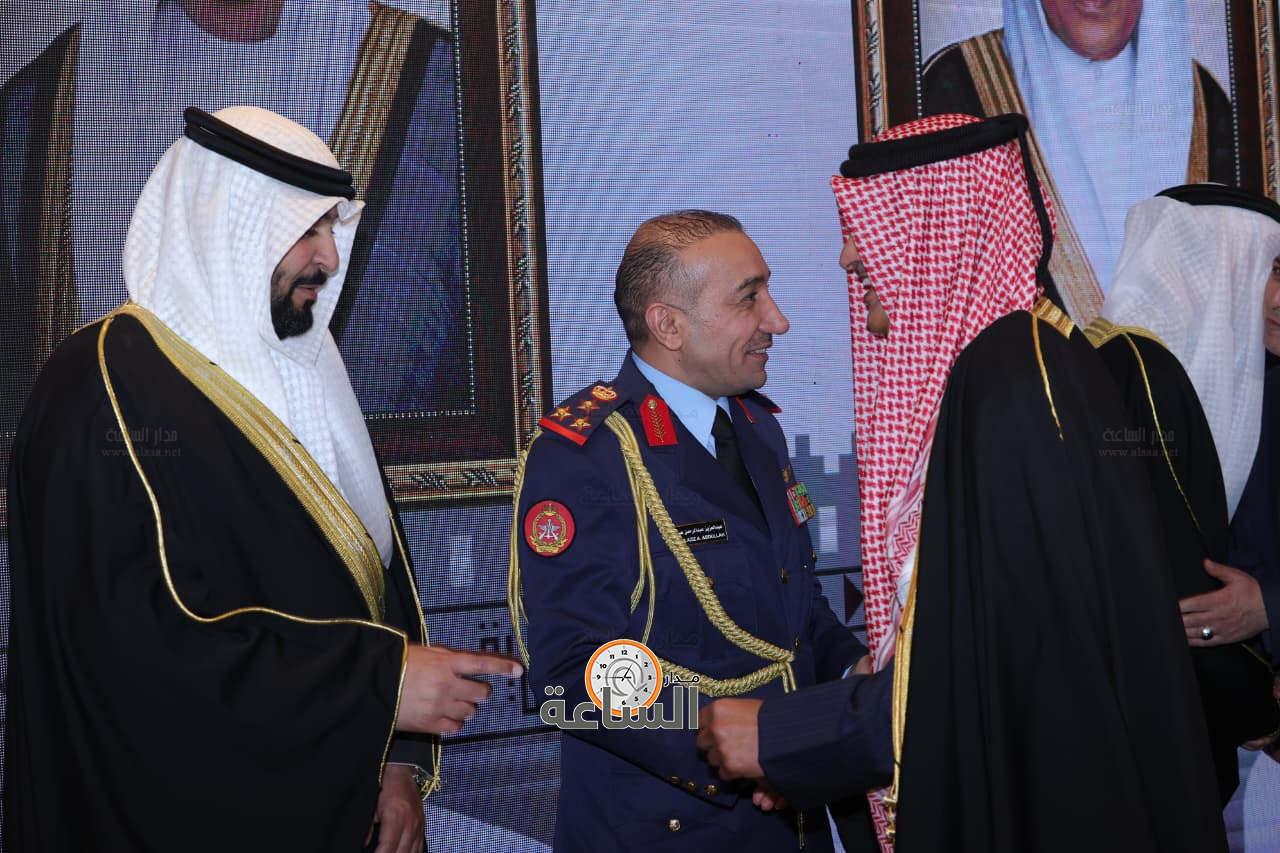 Madar Al-Saa Images 0.9168694538368255