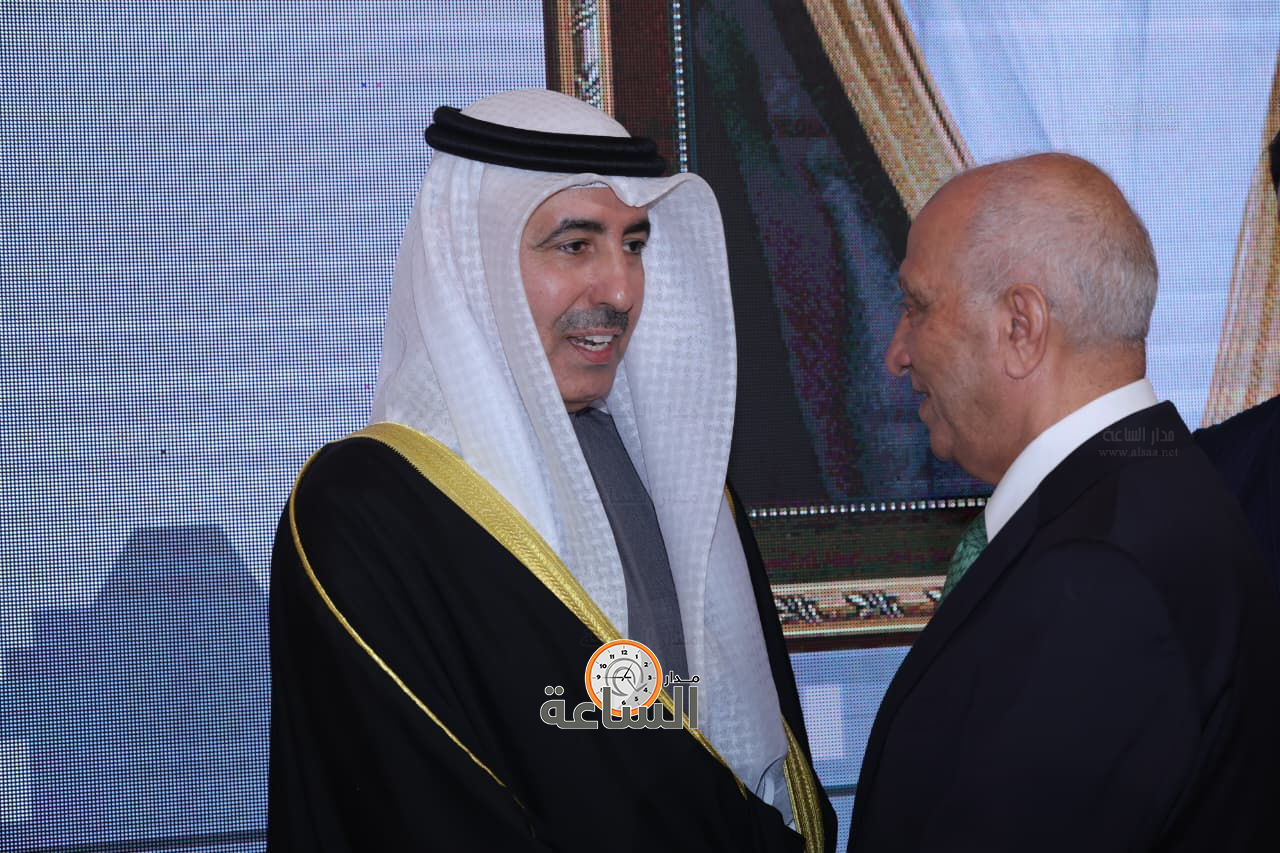 Madar Al-Saa Images 0.9298740424046378