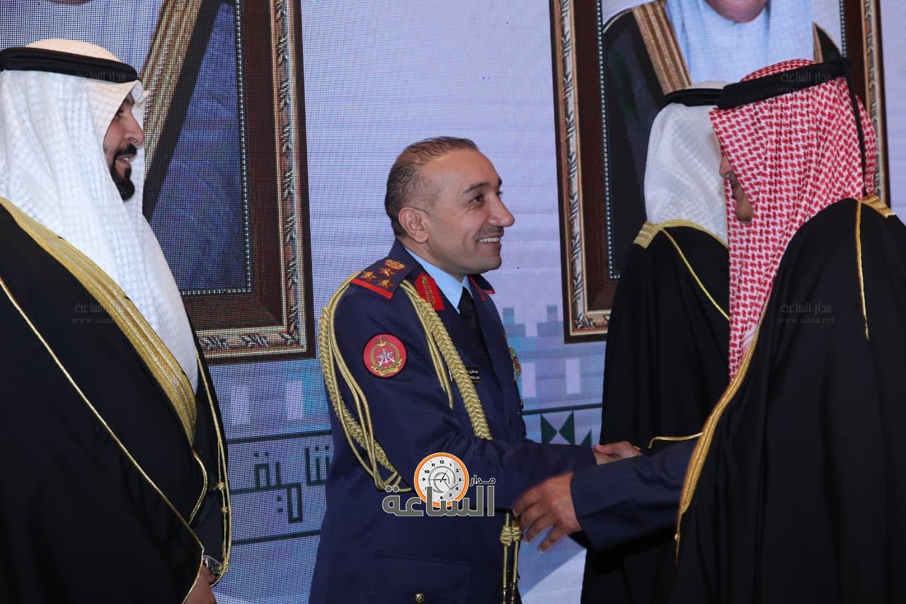 Madar Al-Saa Images 0.3995501926110866