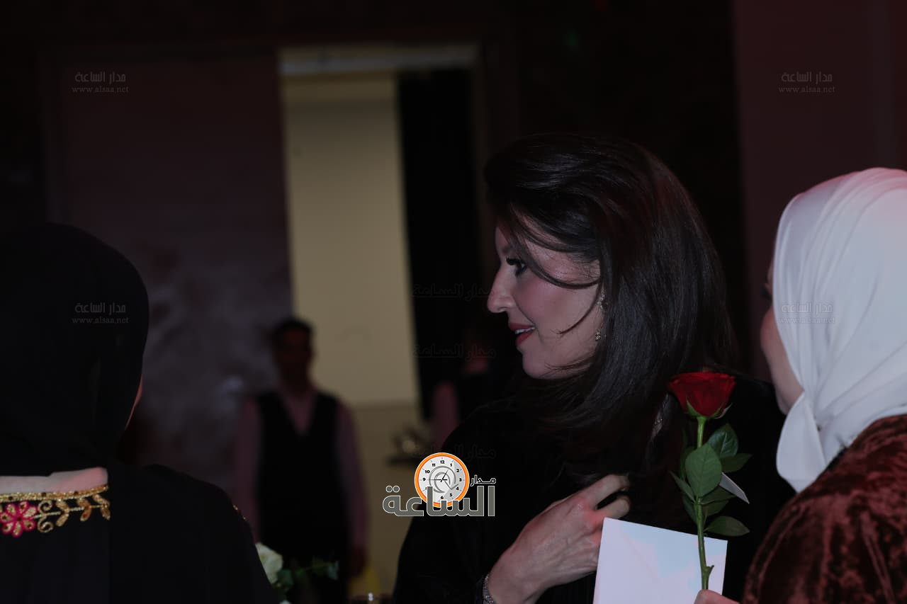 Madar Al-Saa Images 0.39367477385655103