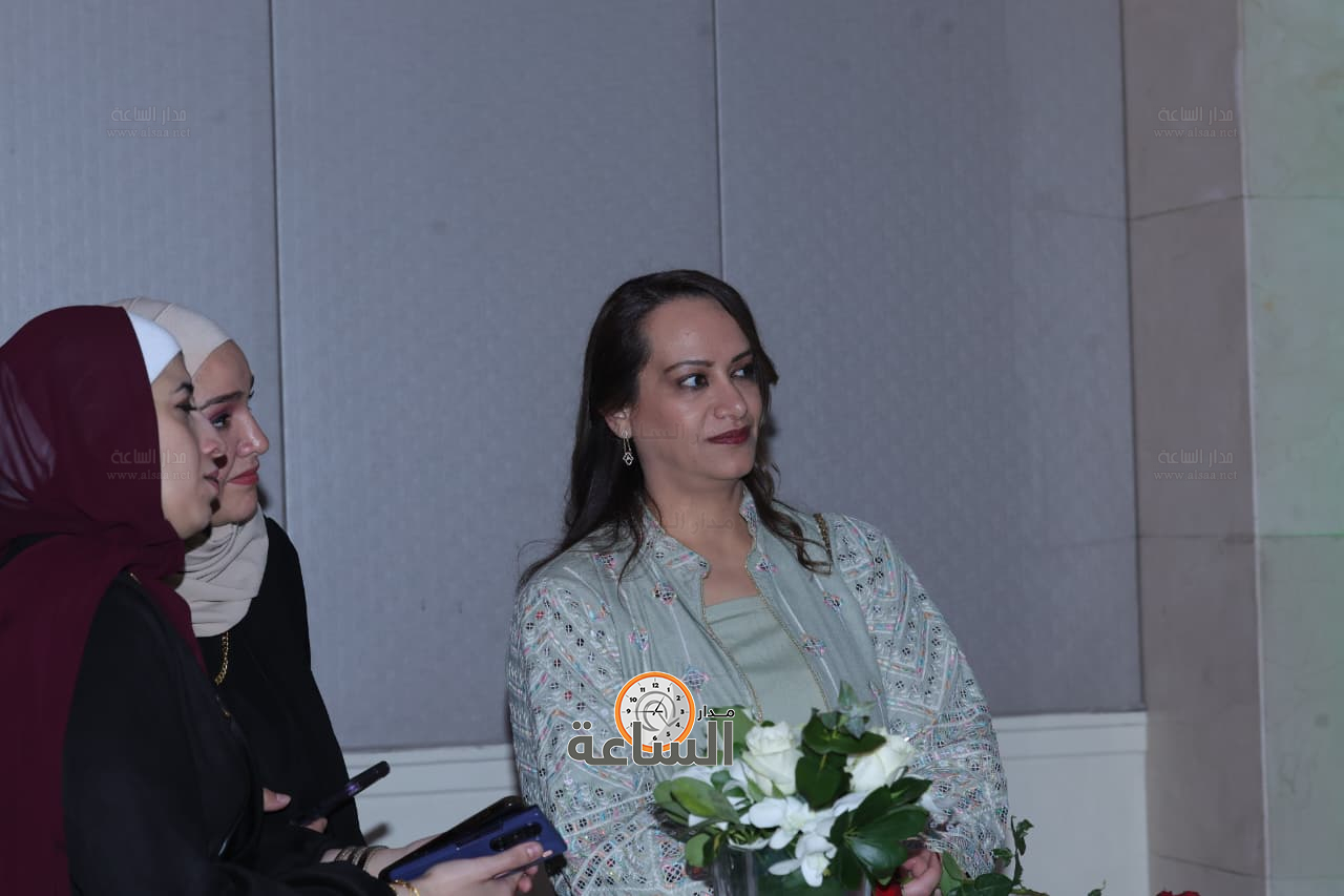 Madar Al-Saa Images 0.12369855066267654