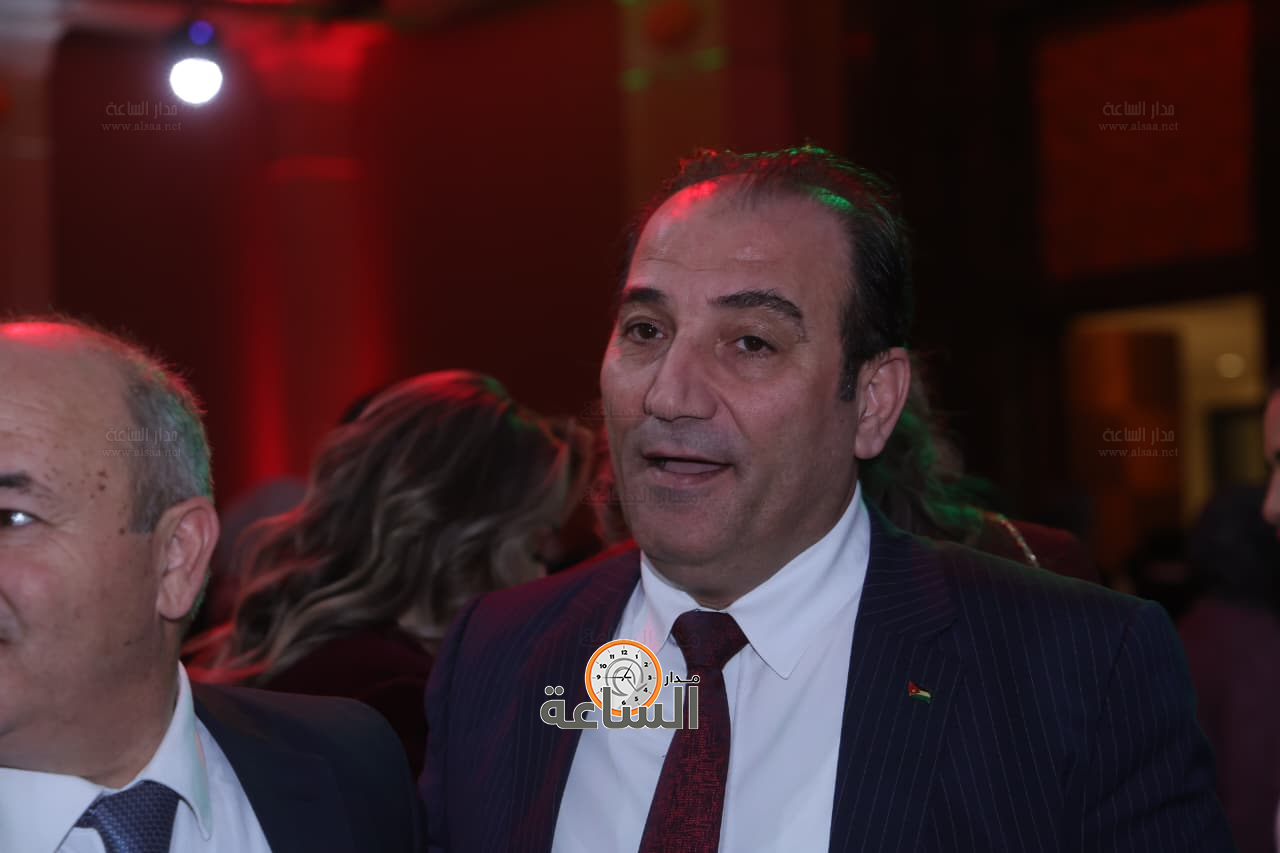 Madar Al-Saa Images 0.2933507930219632