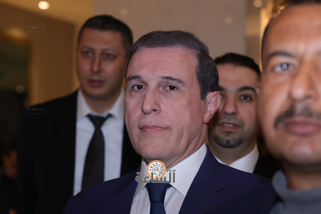 Madar Al-Saa Images 0.08855595079993284