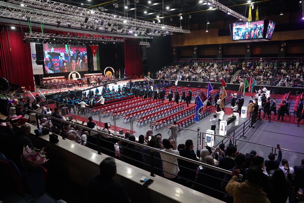 Madar Al-Saa Images 0.33738563600425464