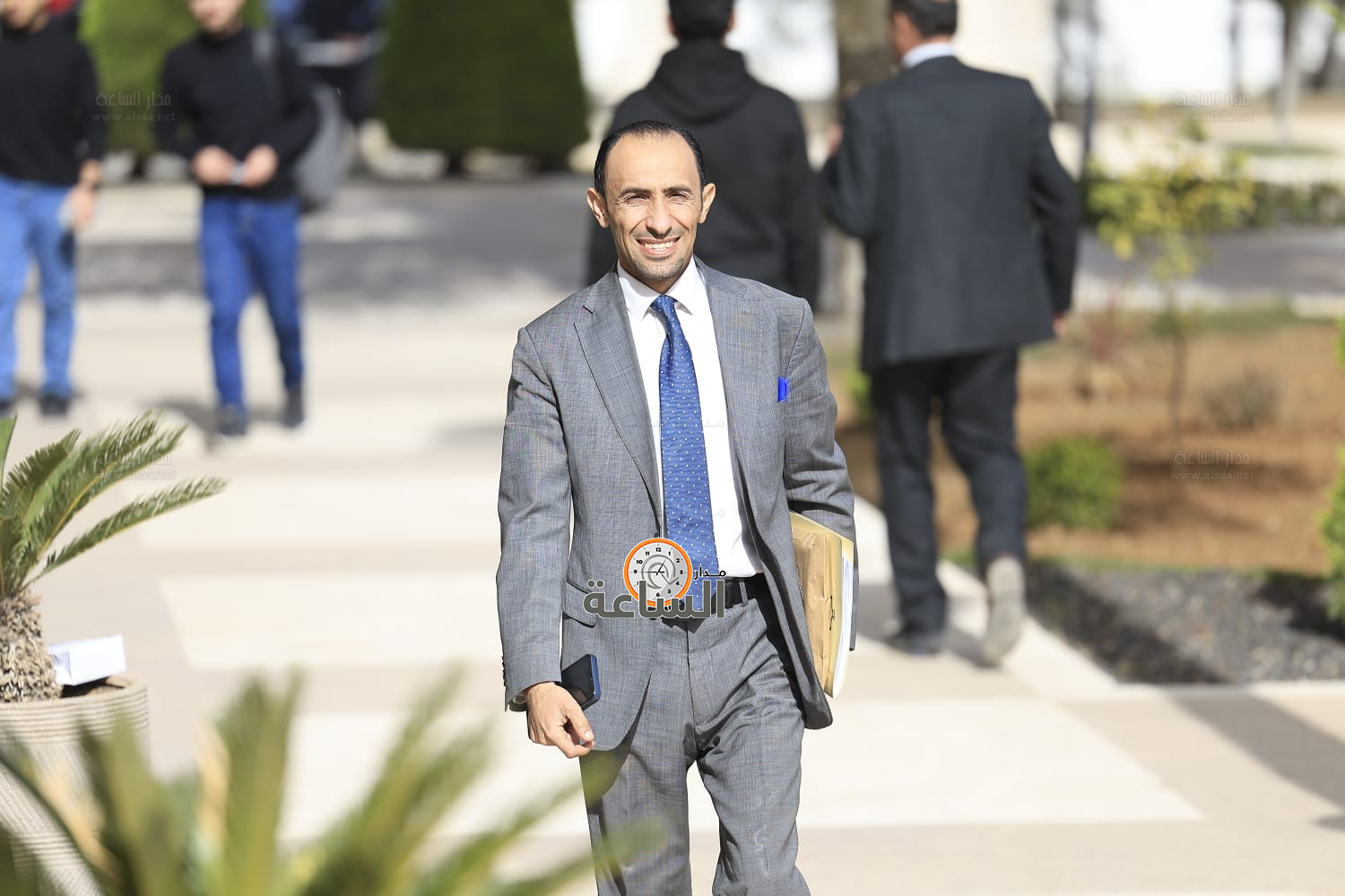 Madar Al-Saa Images 0.7100655944911785