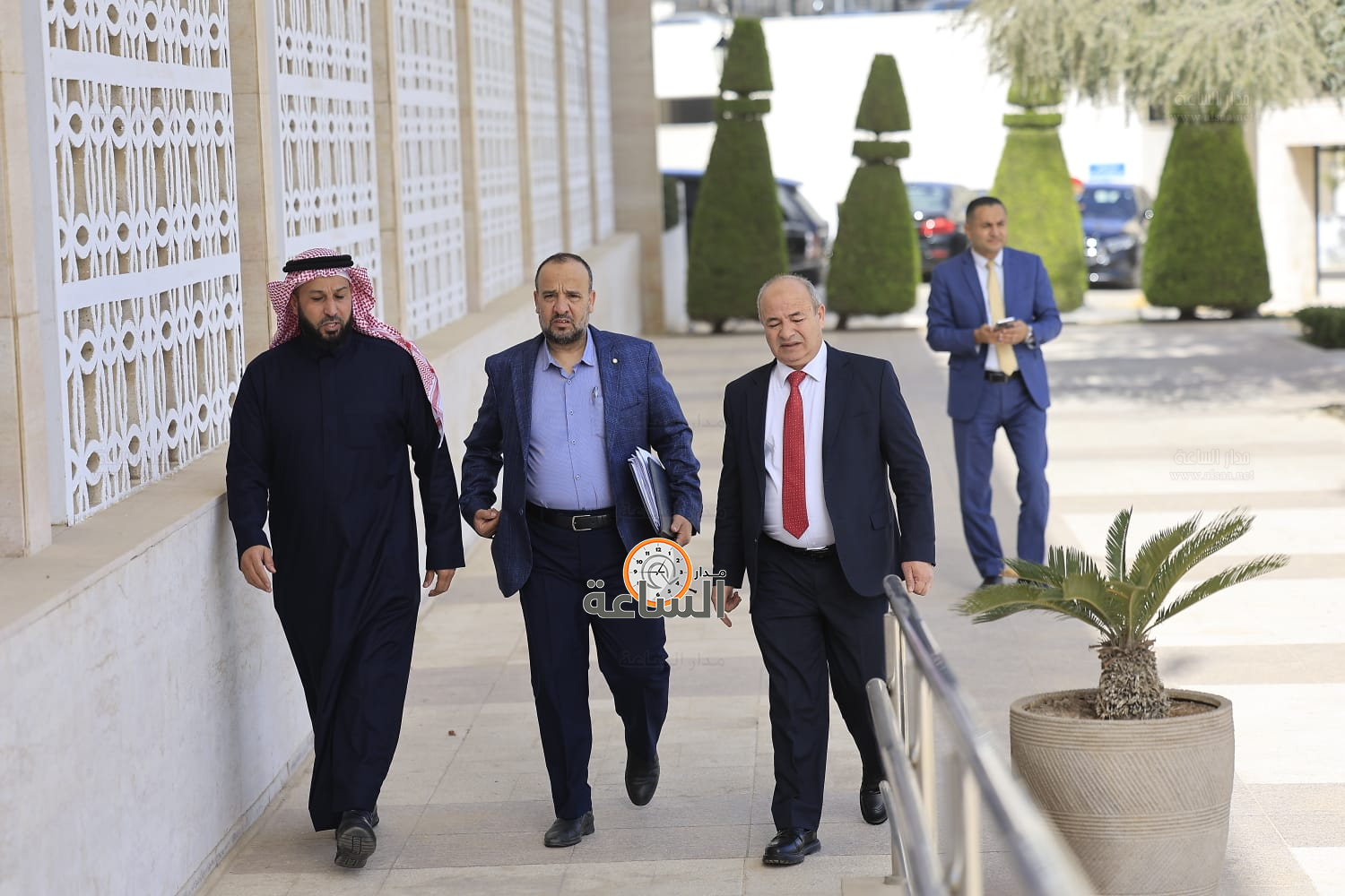 Madar Al-Saa Images 0.6321175689750911