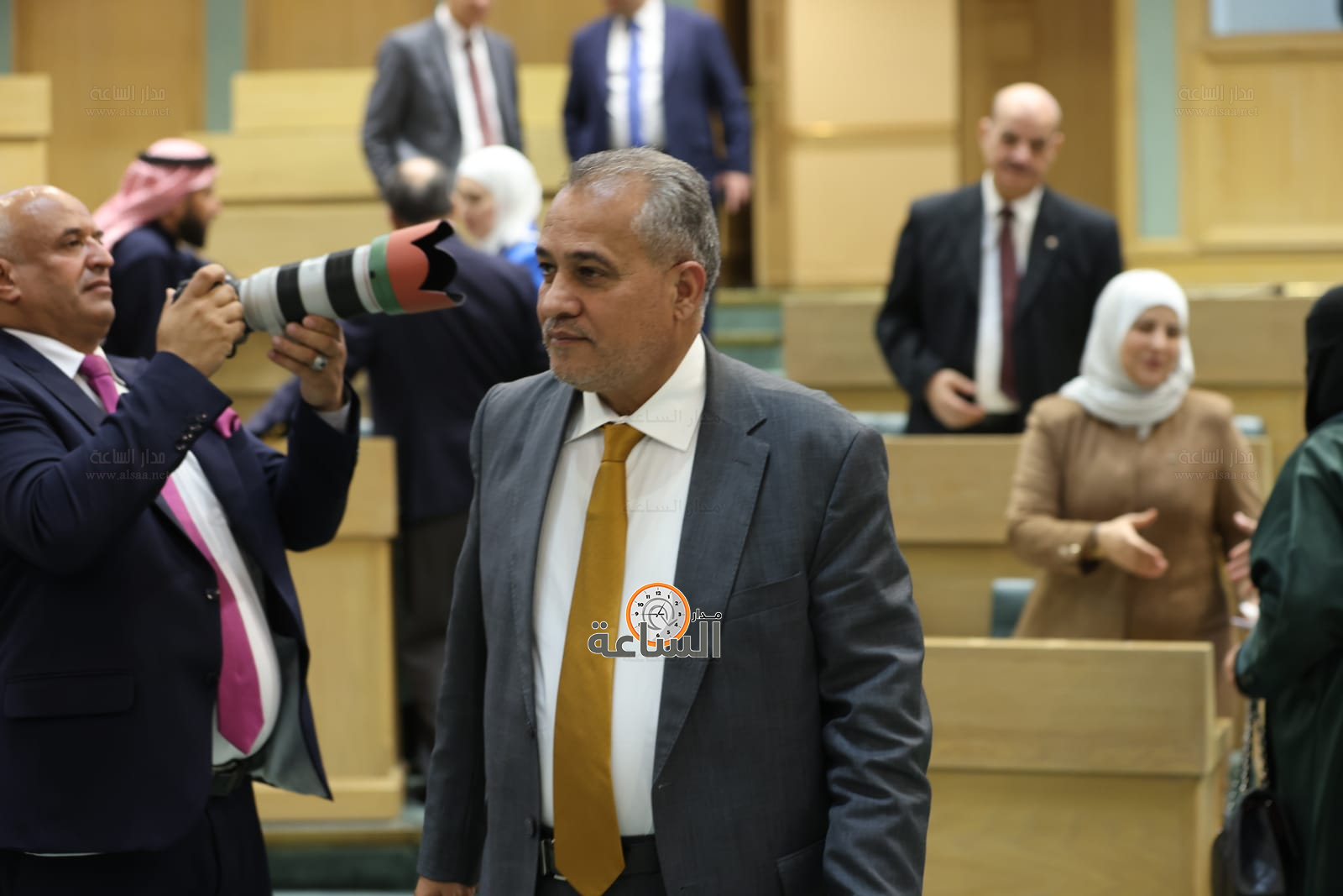 Madar Al-Saa Images 0.5956184615063805