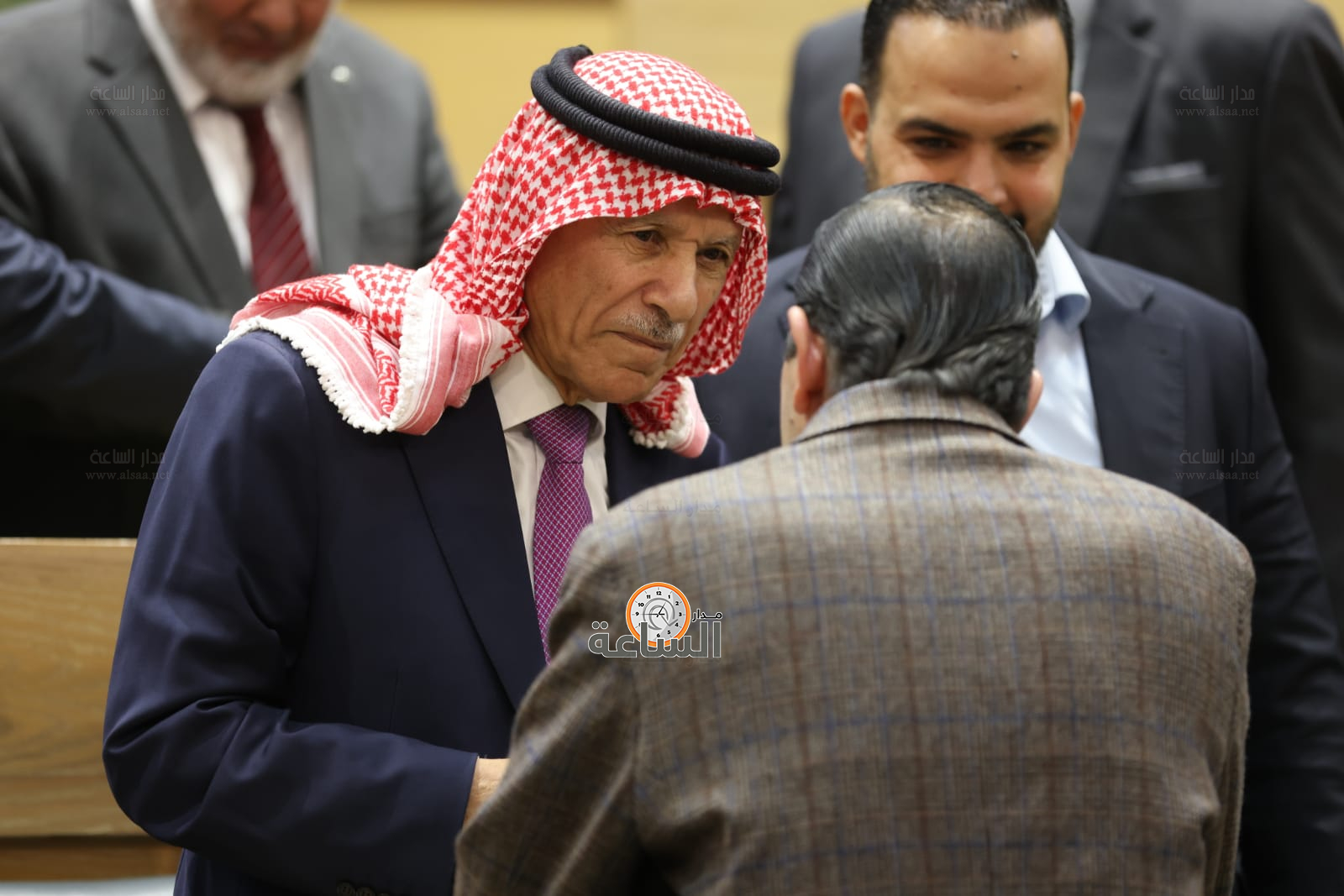 Madar Al-Saa Images 0.6027310122806097