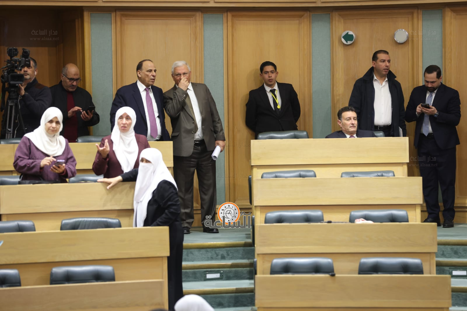 Madar Al-Saa Images 0.2388262906204407