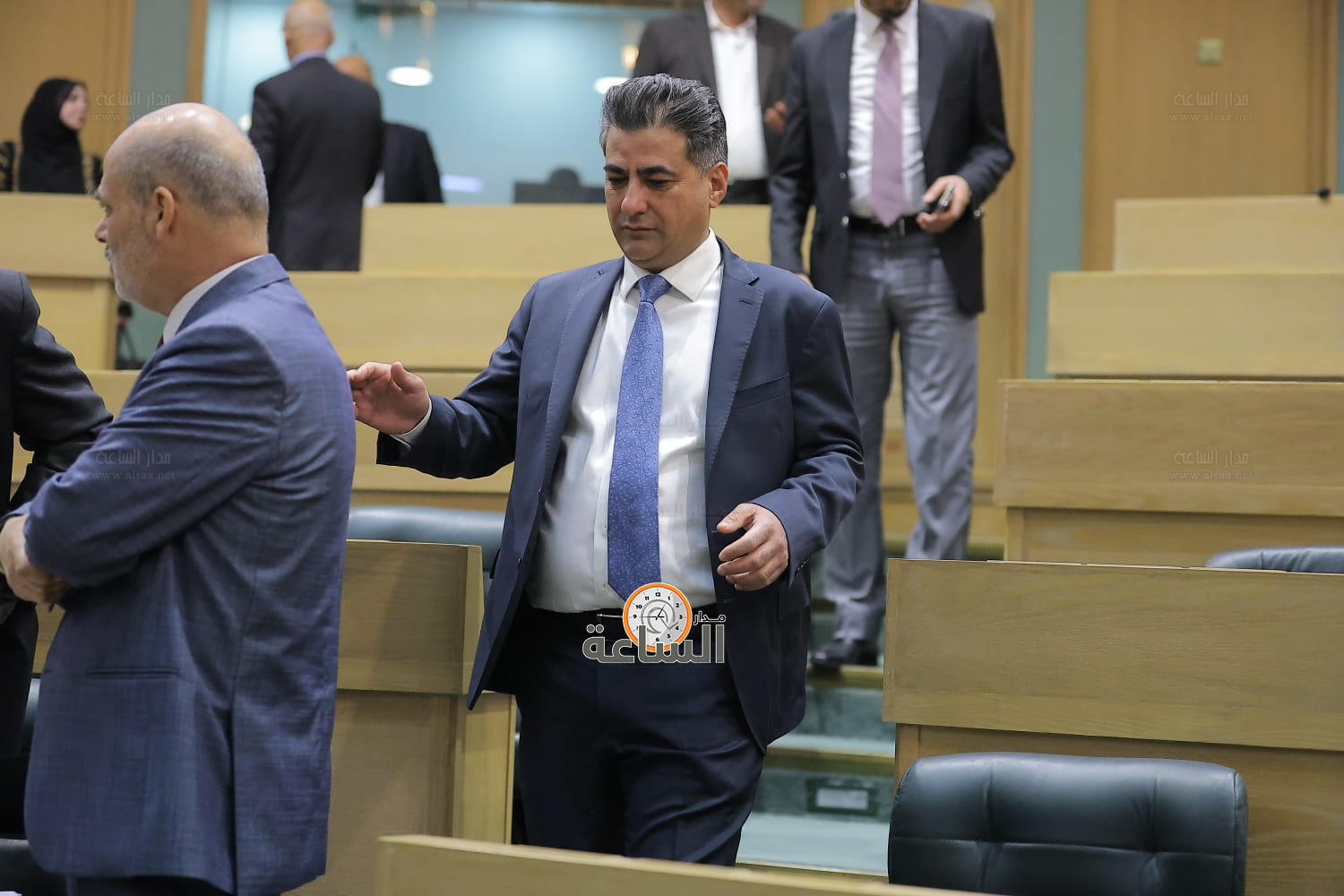 Madar Al-Saa Images 0.966606146283509