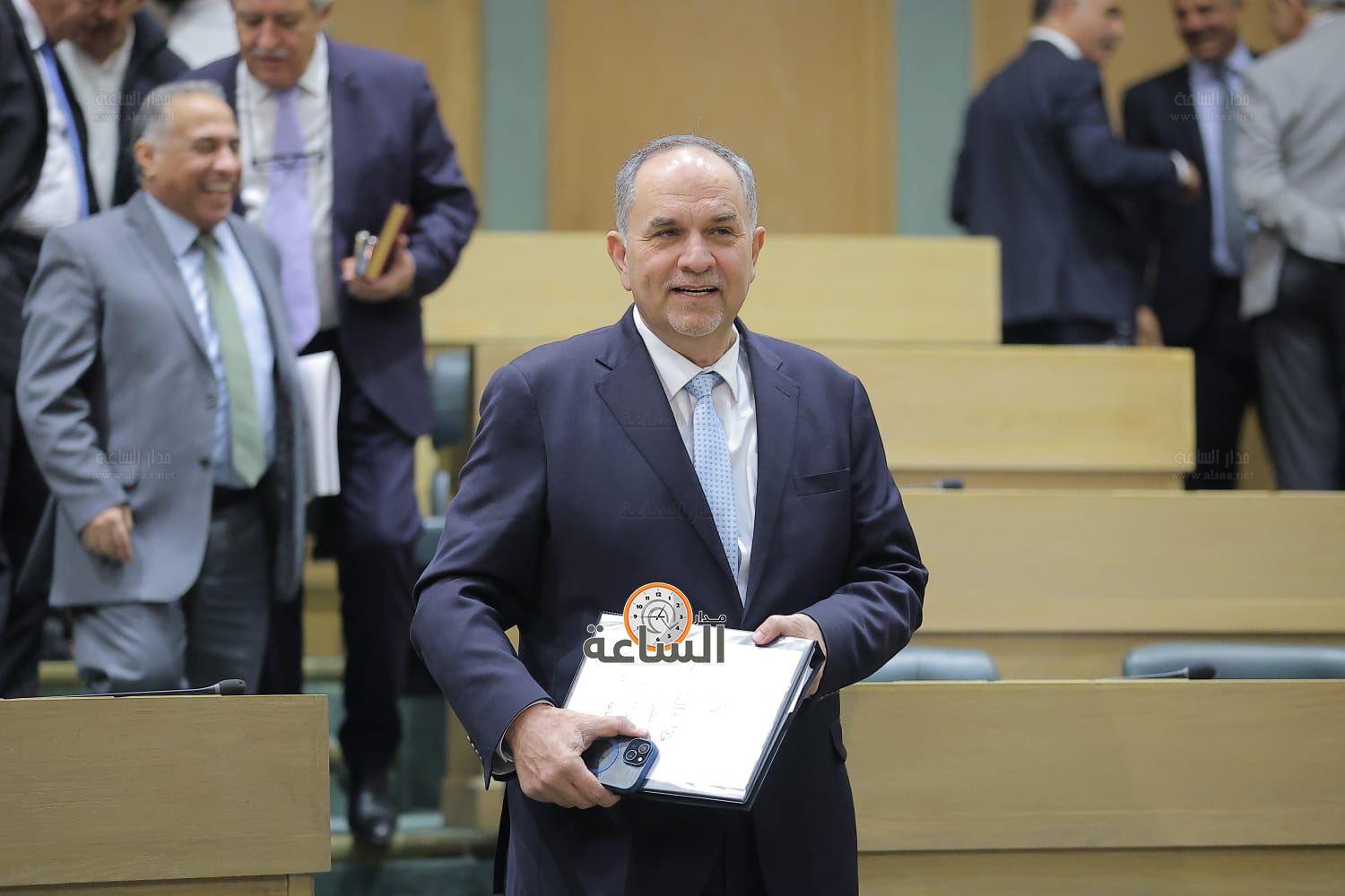 Madar Al-Saa Images 0.25475470267635536