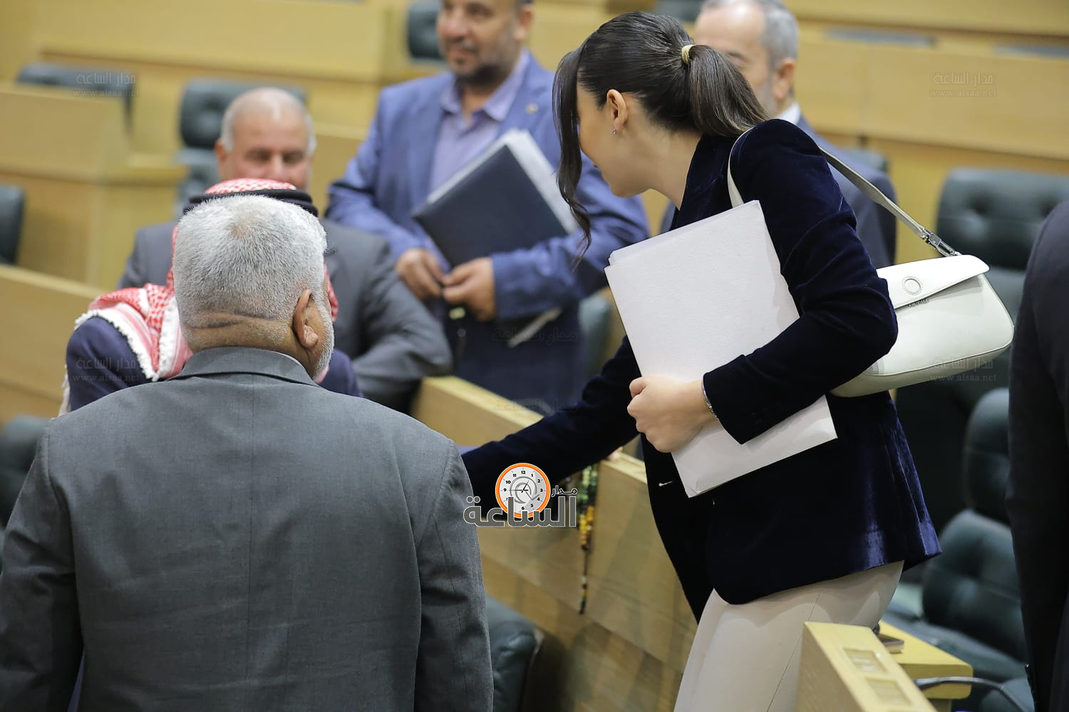 Madar Al-Saa Images 0.9157222722948182