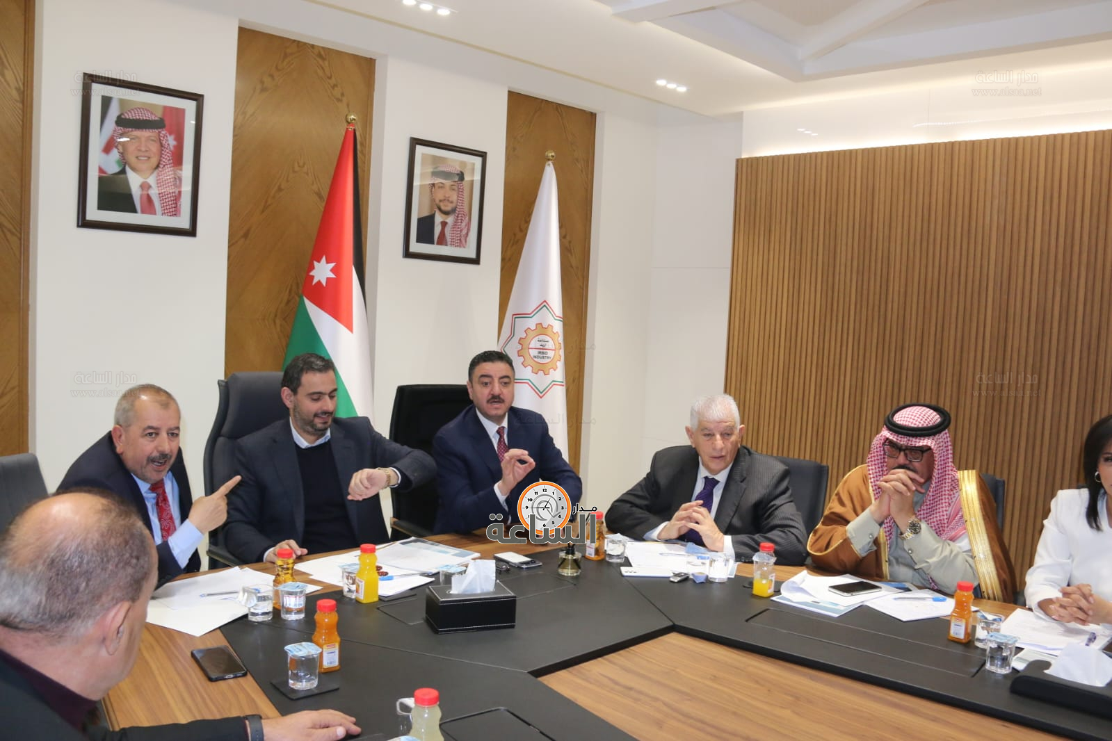 Madar Al-Saa Images 0.7716013895228875