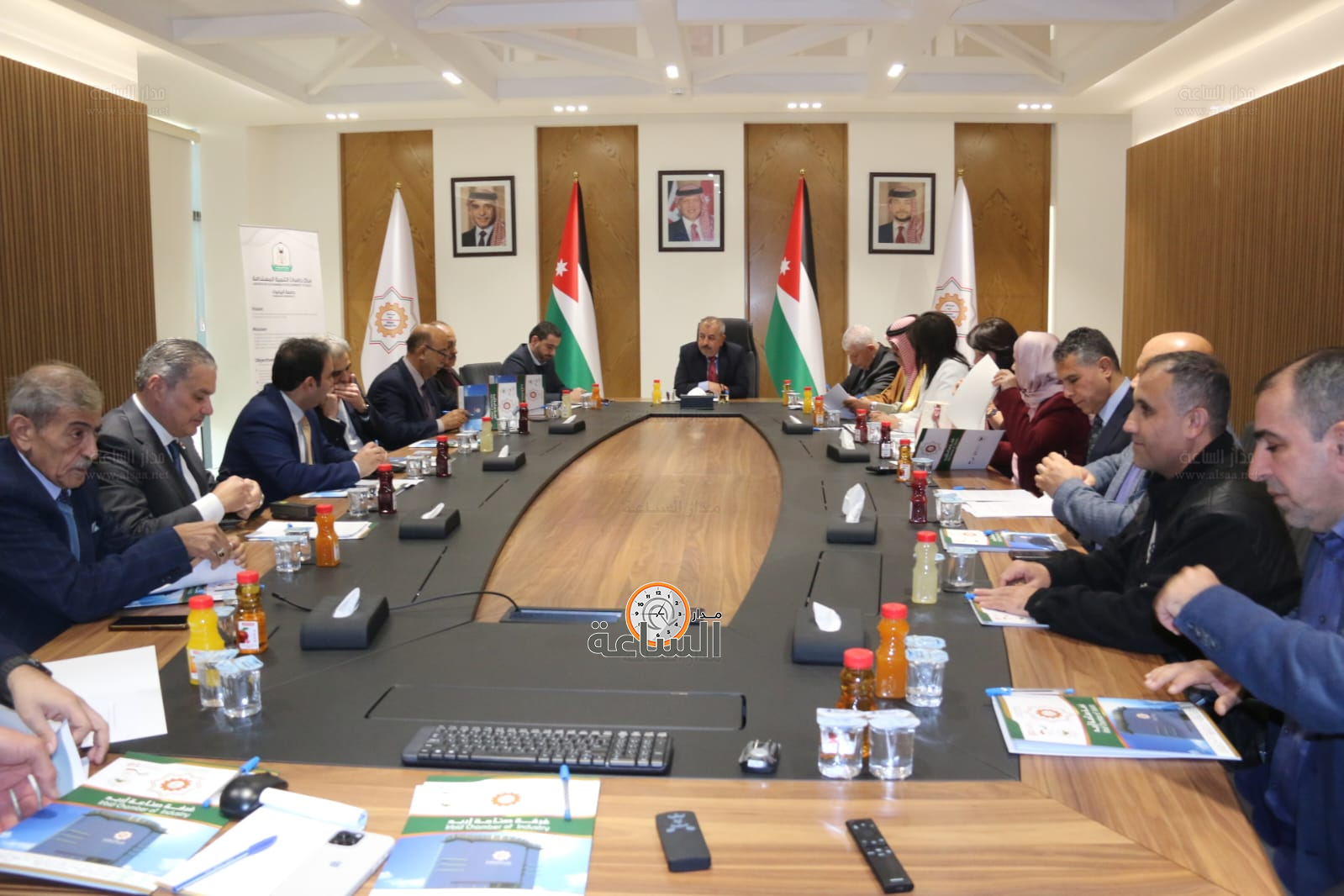 Madar Al-Saa Images 0.5074958934552014