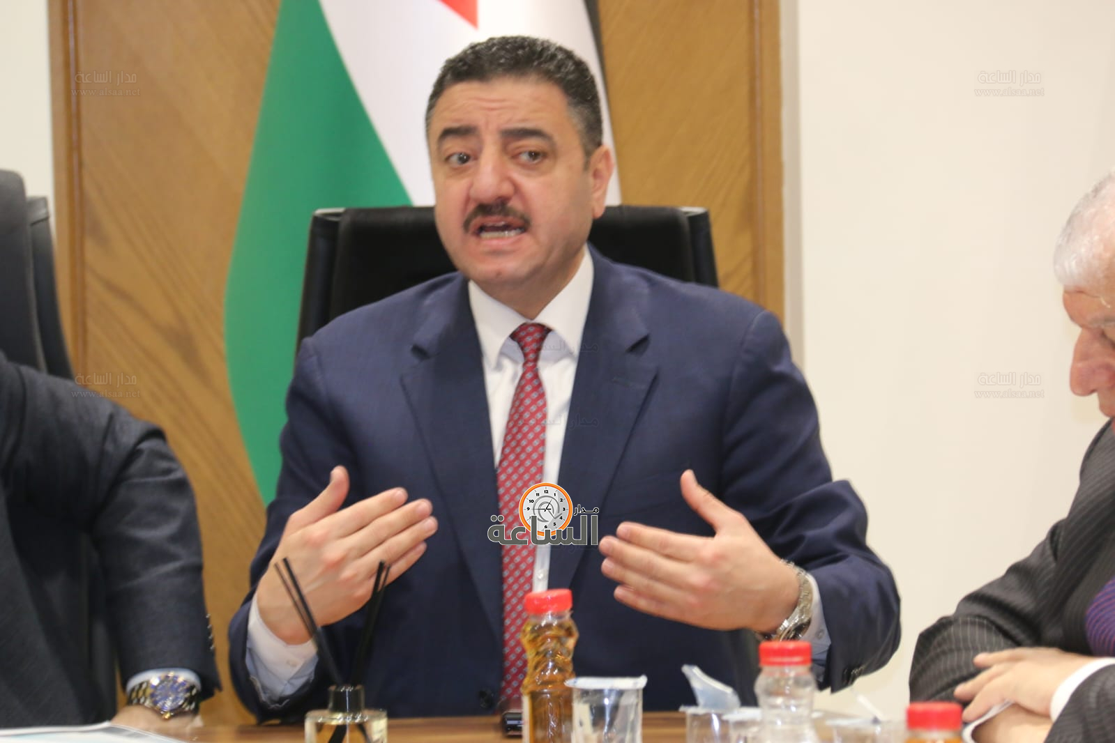 Madar Al-Saa Images 0.0038418301123703813