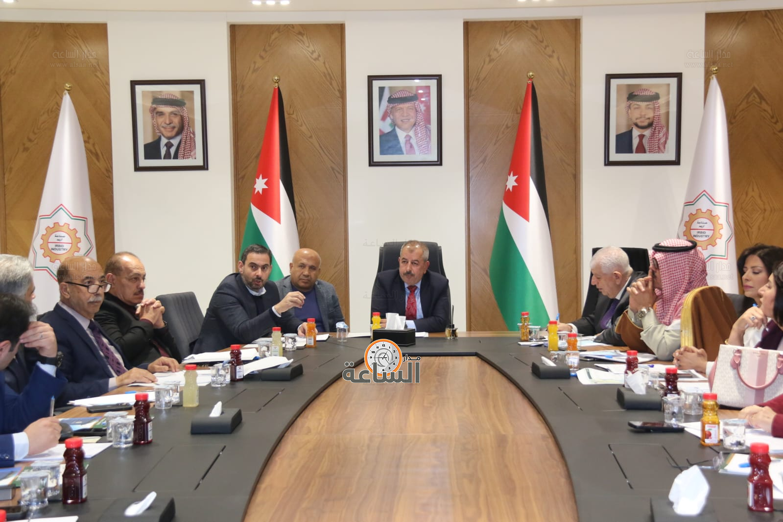 Madar Al-Saa Images 0.11229238128847585