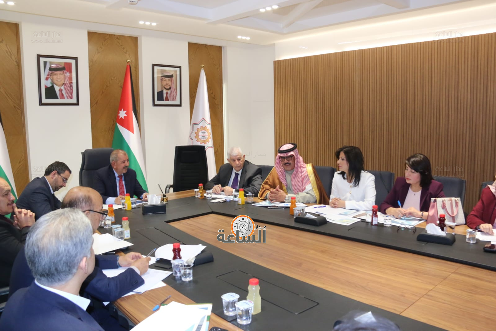 Madar Al-Saa Images 0.9976159402510048