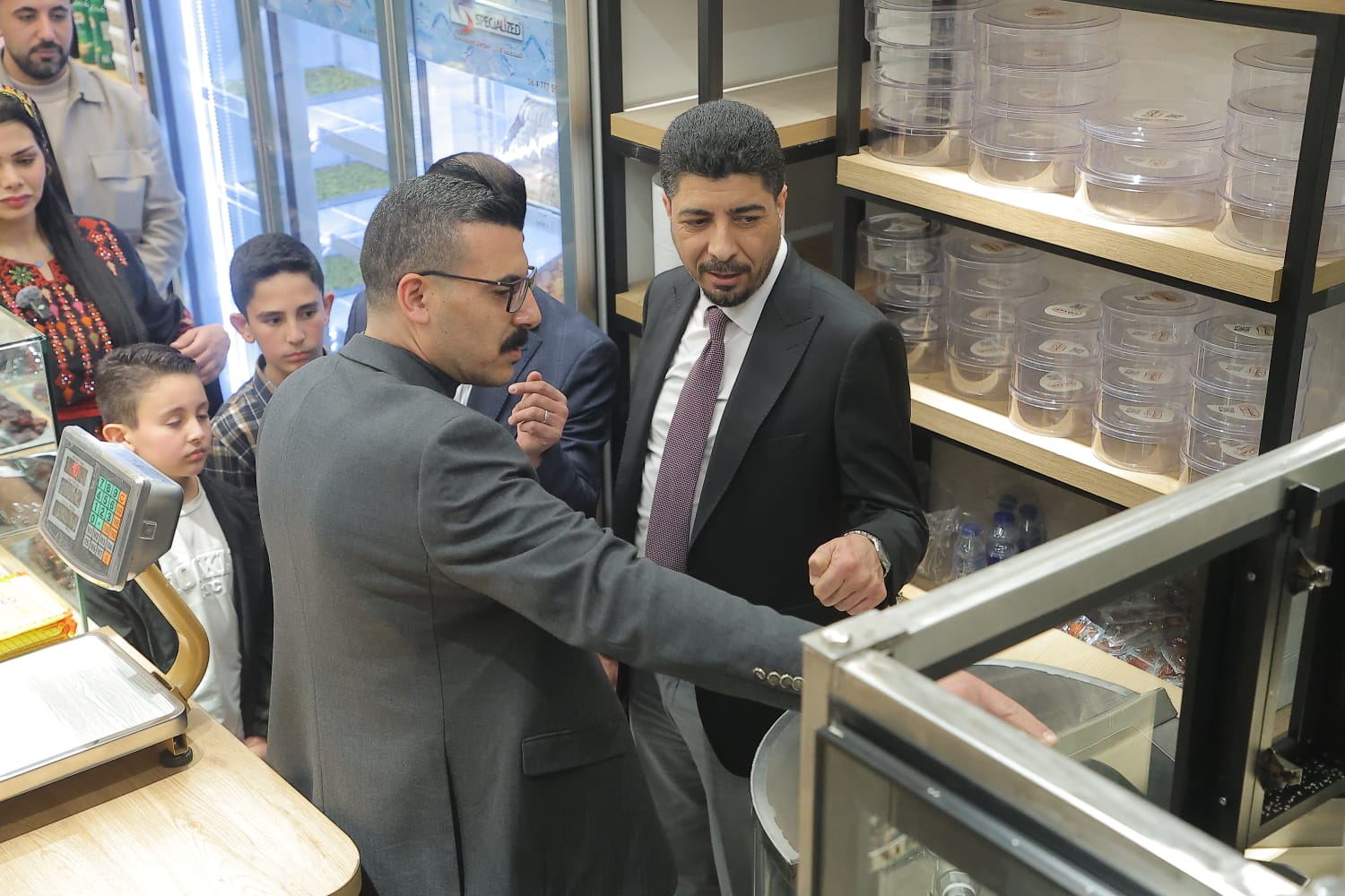 Madar Al-Saa Images 0.06910746560239289