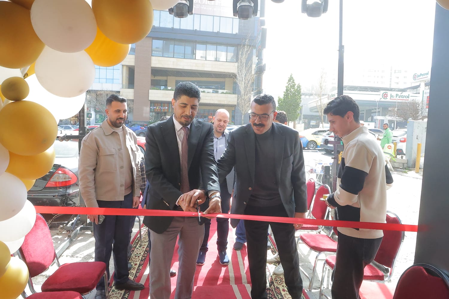 Madar Al-Saa Images 0.6950741410043193