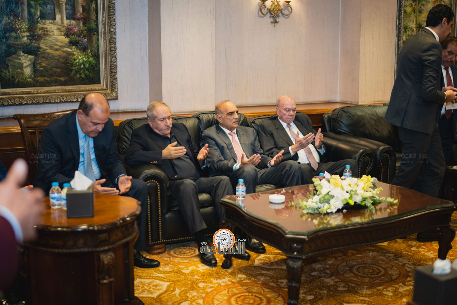 Madar Al-Saa Images 0.11724337067735002