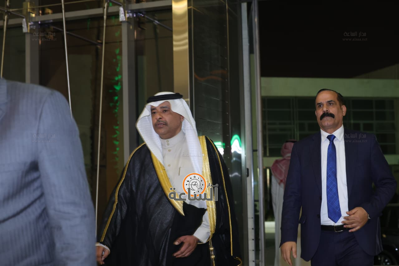 Madar Al-Saa Images 0.53064714386044