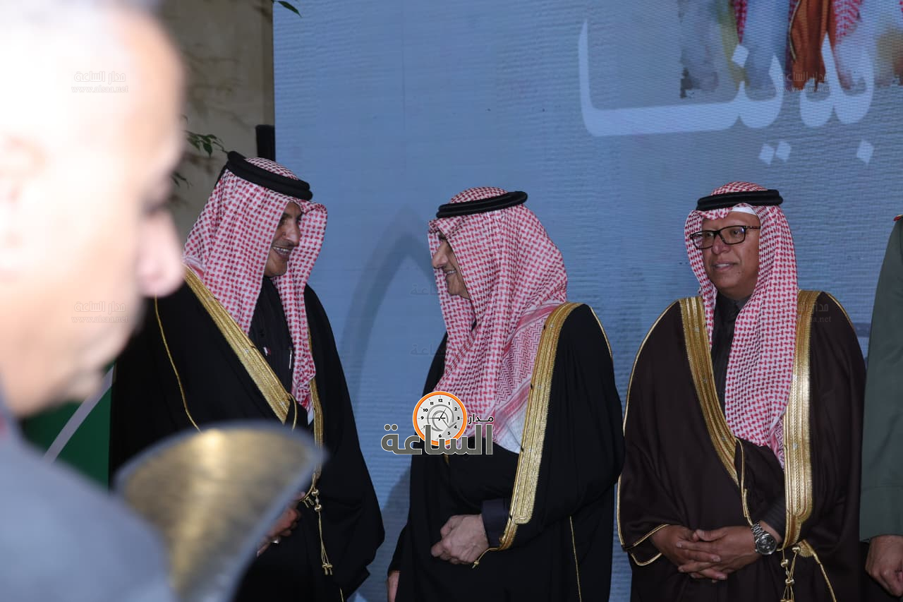 Madar Al-Saa Images 0.858472395042747