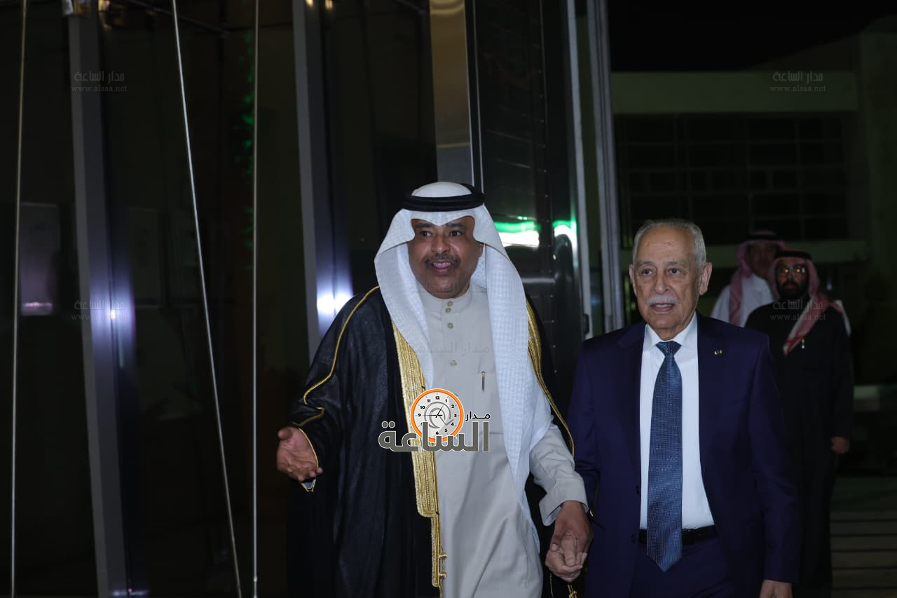 Madar Al-Saa Images 0.10138757608309912