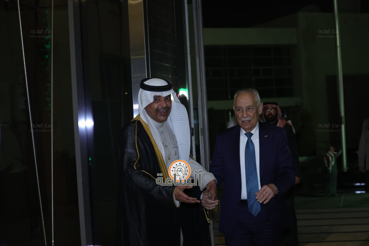 Madar Al-Saa Images 0.8284471582254868