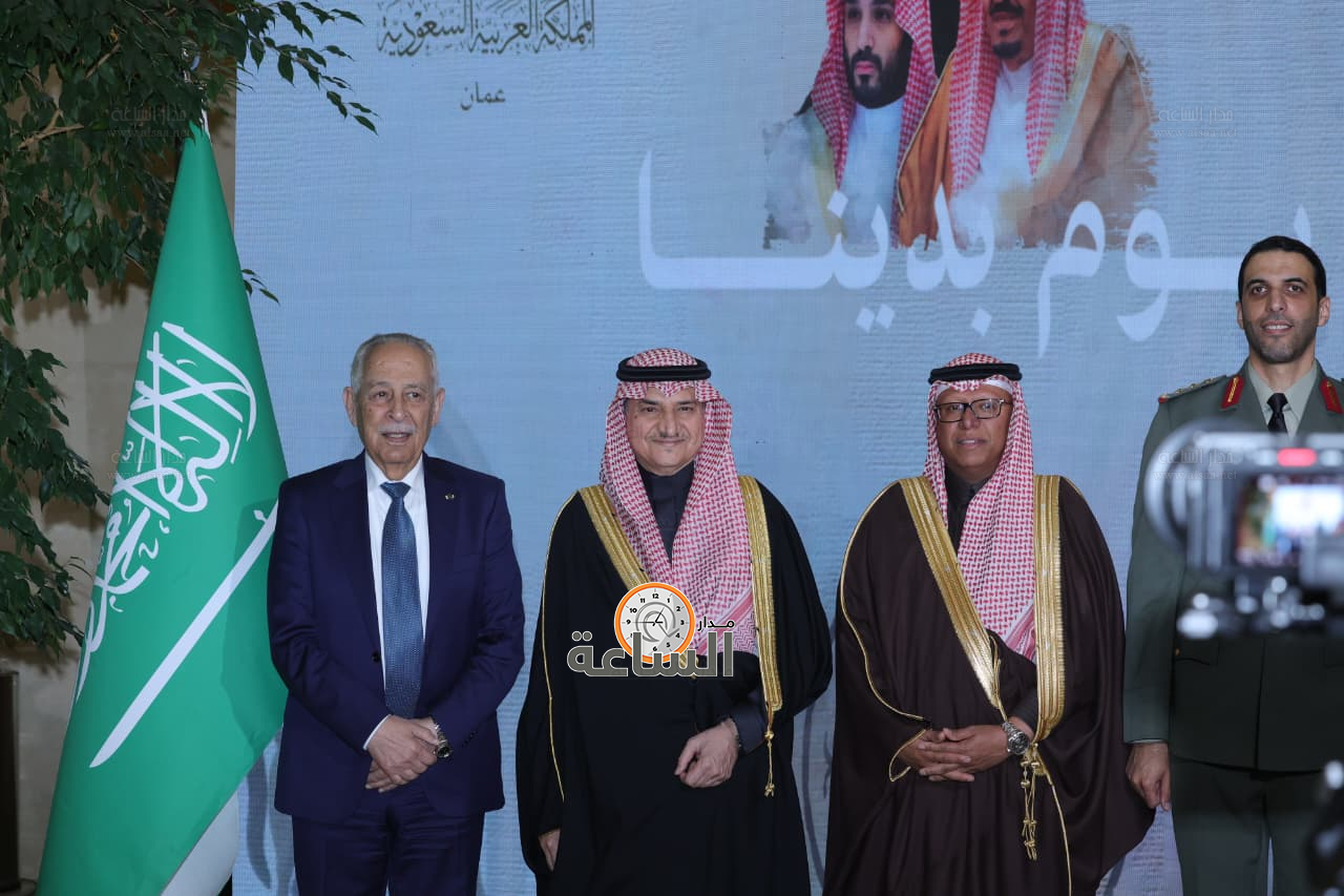 Madar Al-Saa Images 0.577900257236262