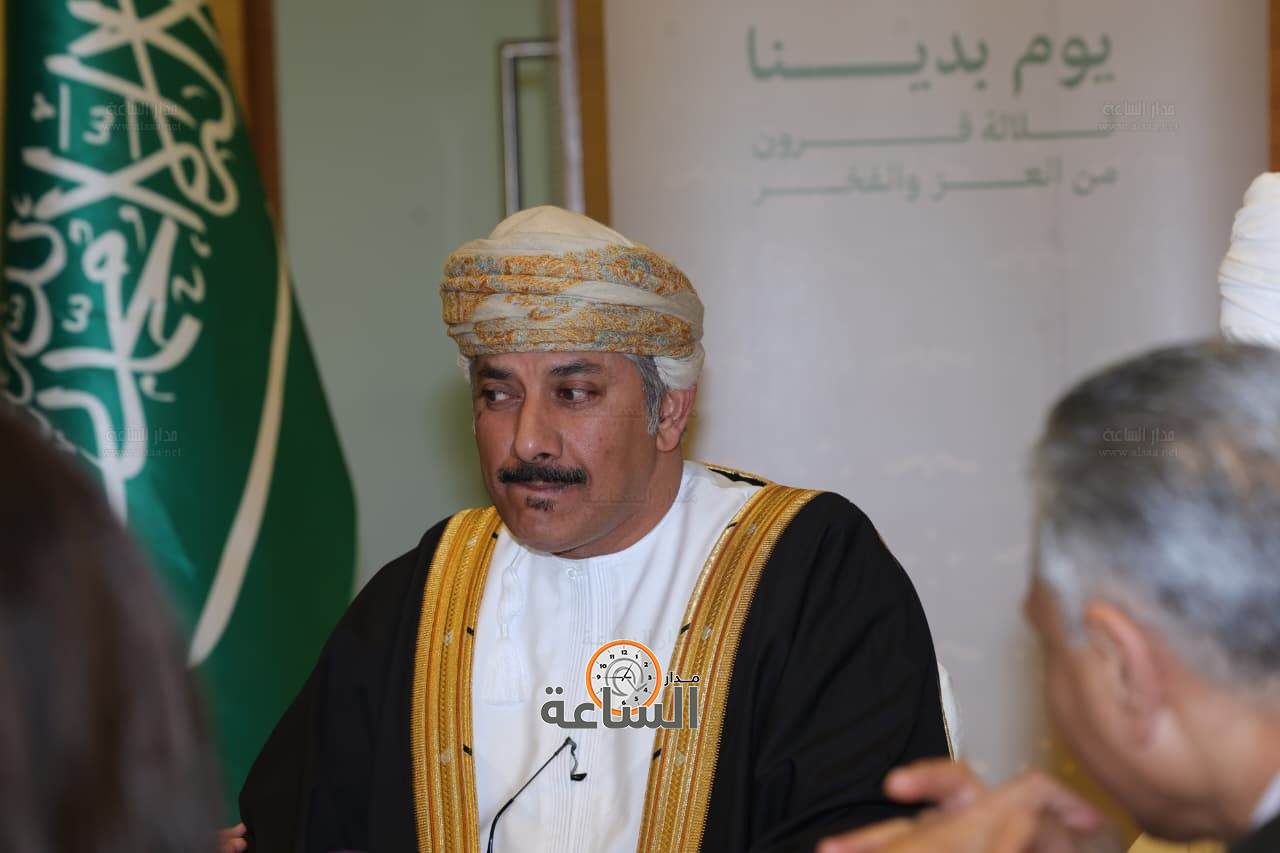 Madar Al-Saa Images 0.7160763888598982