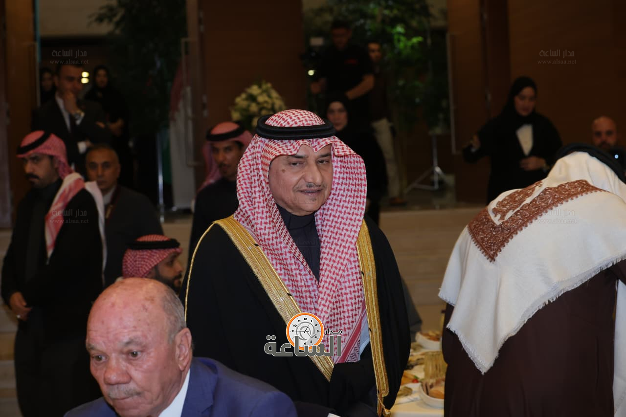 Madar Al-Saa Images 0.044295425410403655