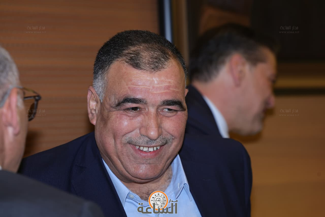 Madar Al-Saa Images 0.3322502319701054