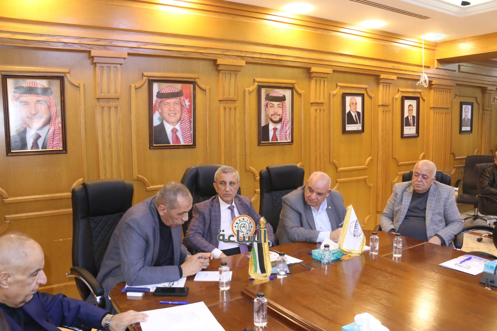 Madar Al-Saa Images 0.3049416716326483