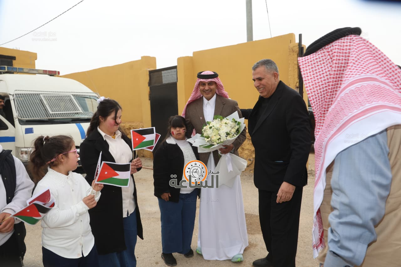 Madar Al-Saa Images 0.3419103898551975