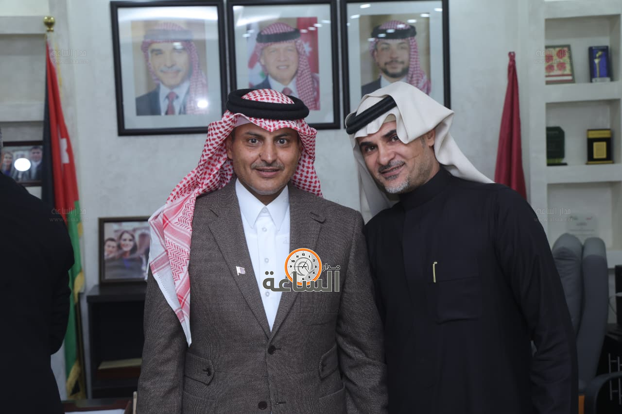 Madar Al-Saa Images 0.4530939127249807