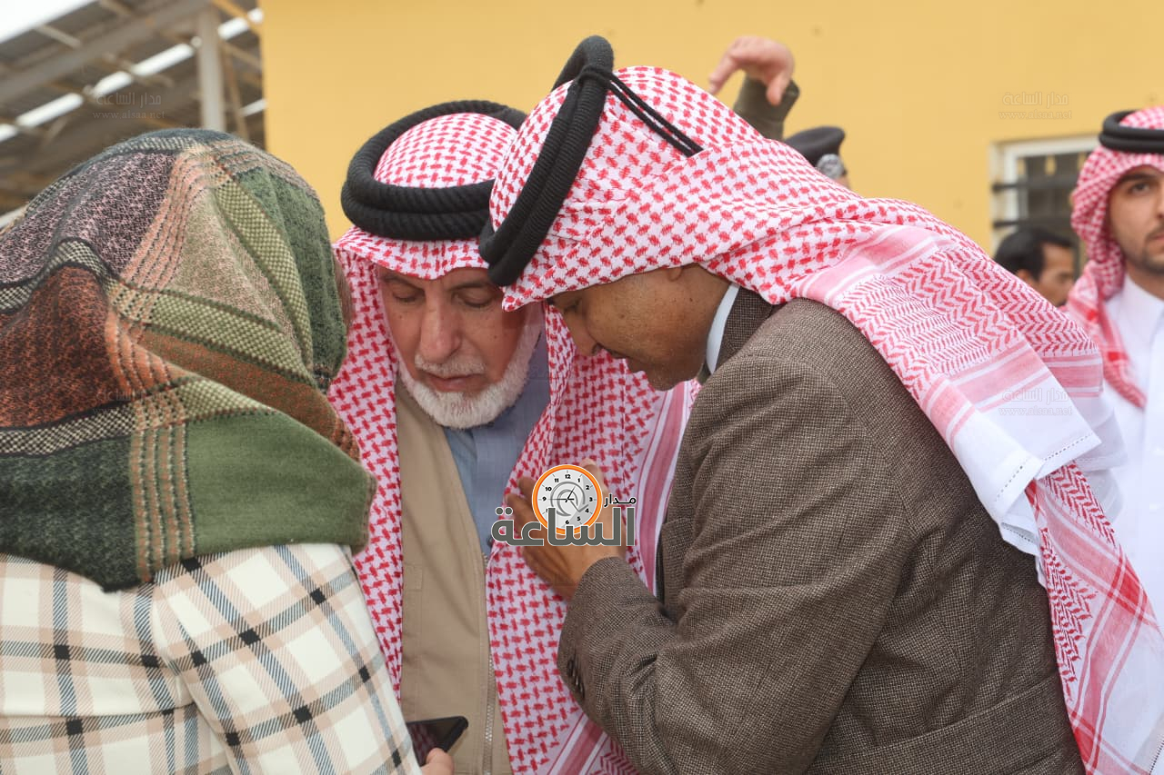 Madar Al-Saa Images 0.9603843718530896