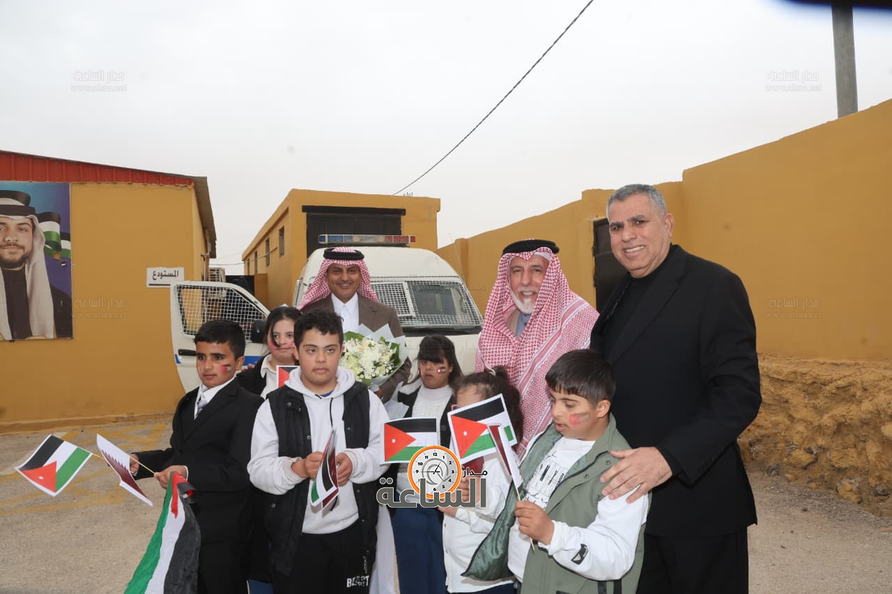 Madar Al-Saa Images 0.42514419265126646