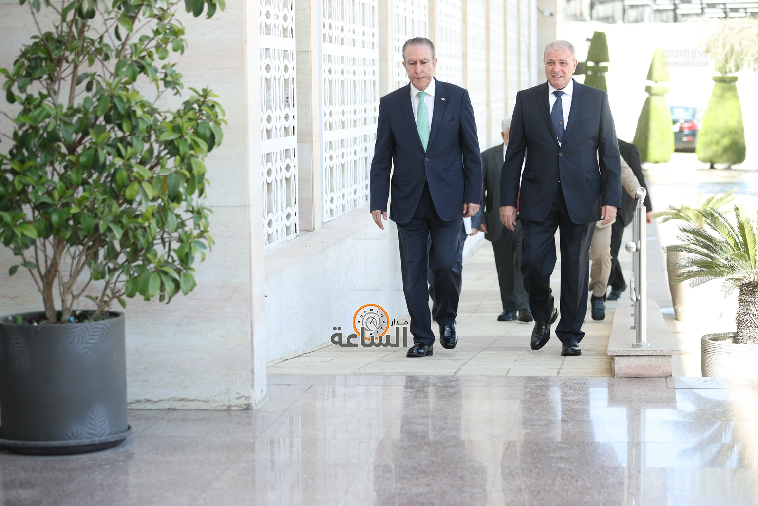 Madar Al-Saa Images 0.33352947148534706