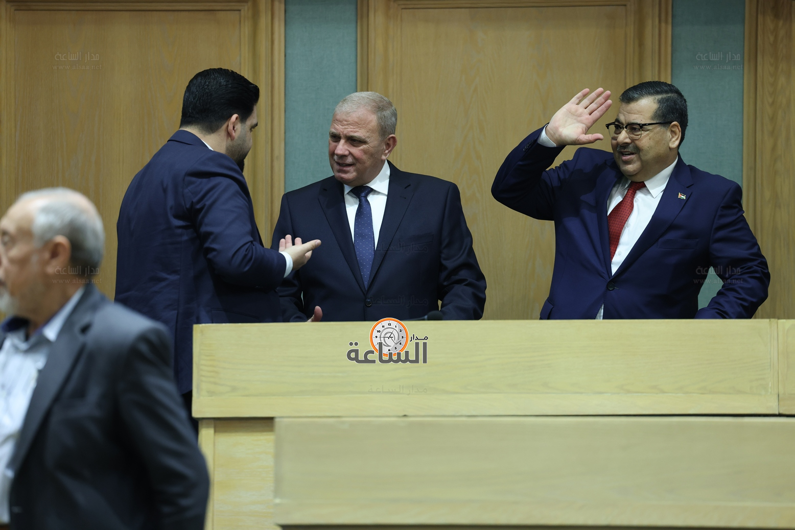 Madar Al-Saa Images 0.30565370892047183