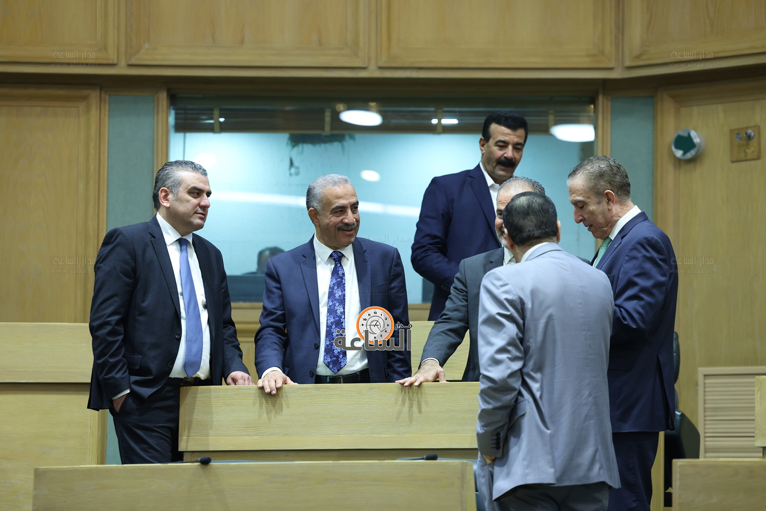 Madar Al-Saa Images 0.4483362331327214