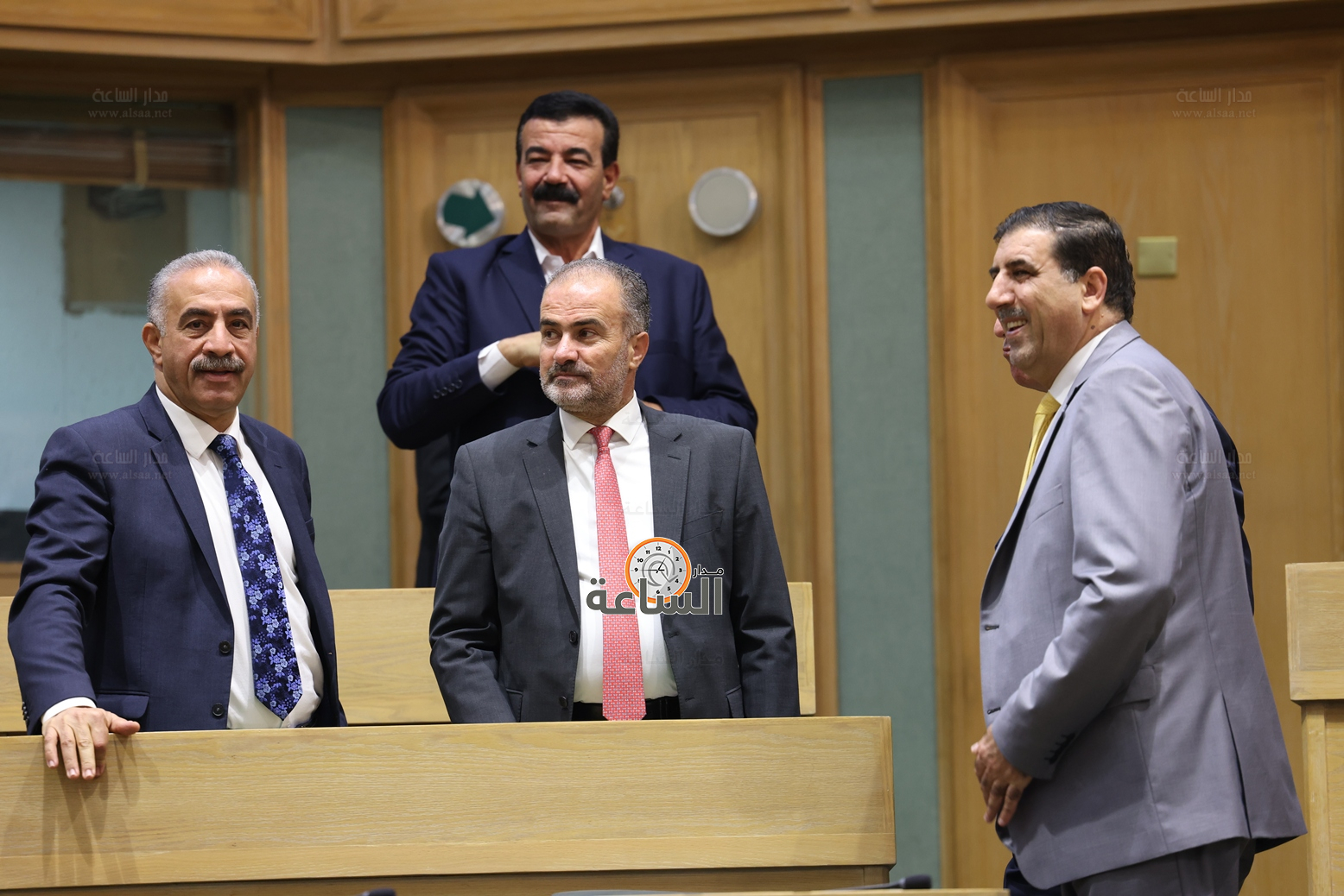 Madar Al-Saa Images 0.7636791172910807