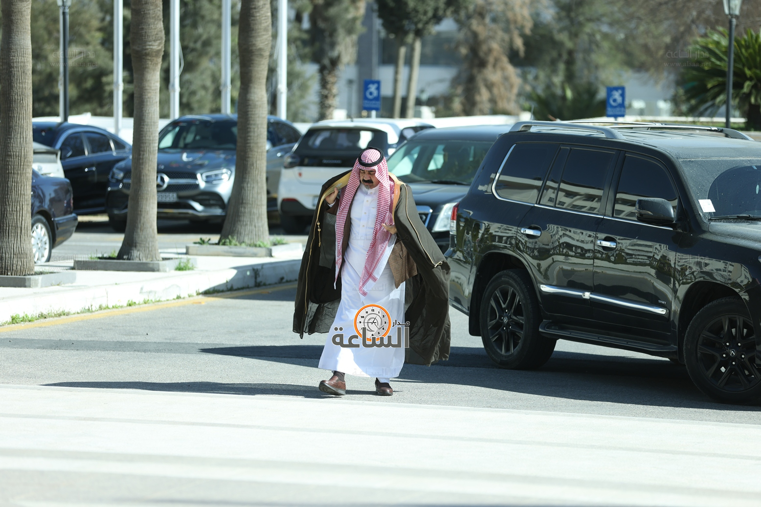 Madar Al-Saa Images 0.9089671982544562