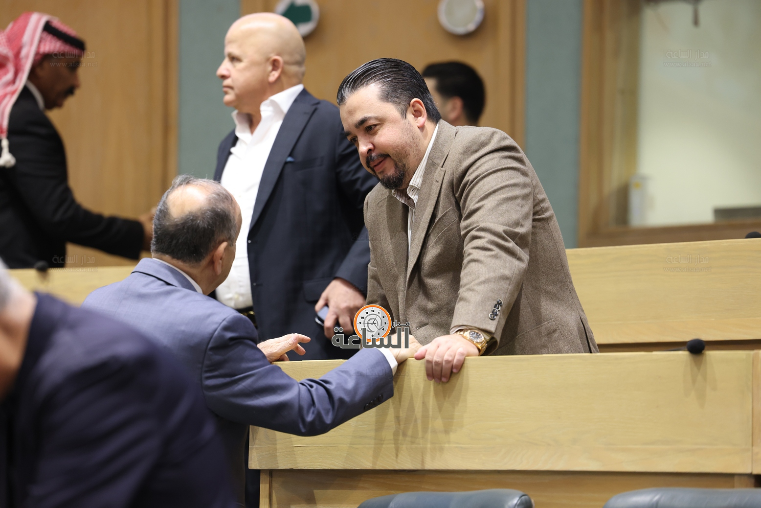 Madar Al-Saa Images 0.5226351848790008