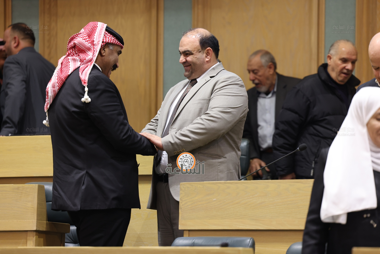 Madar Al-Saa Images 0.46252615349436