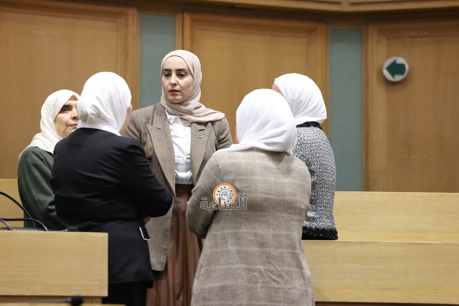 Madar Al-Saa Images 0.3046470602884642