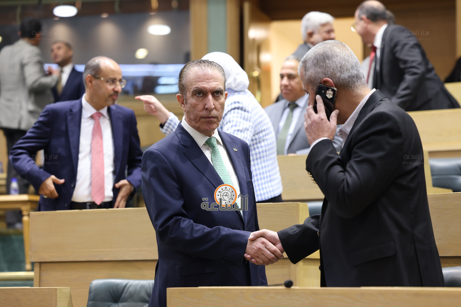 Madar Al-Saa Images 0.4381471445431234