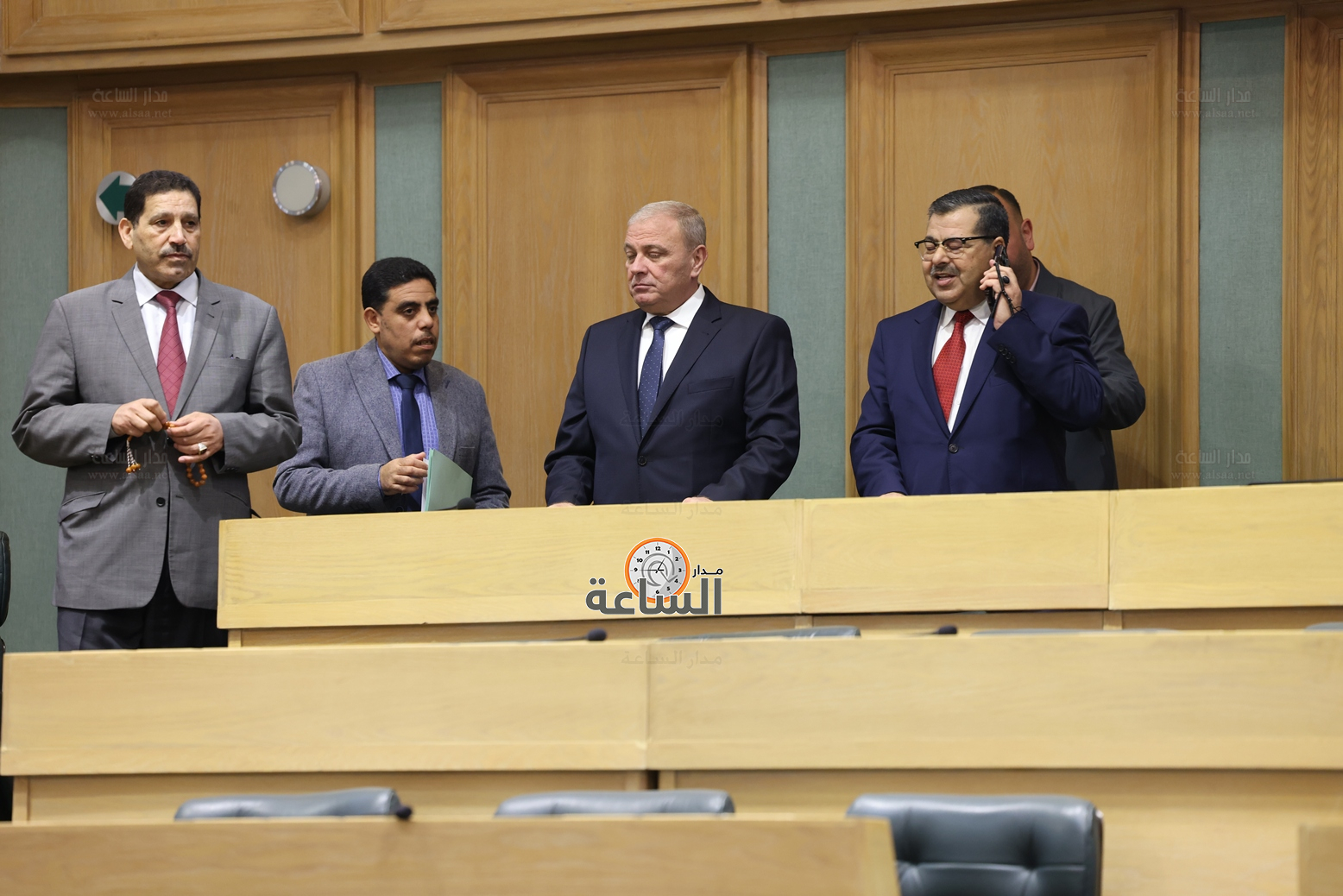 Madar Al-Saa Images 0.6611593770383034