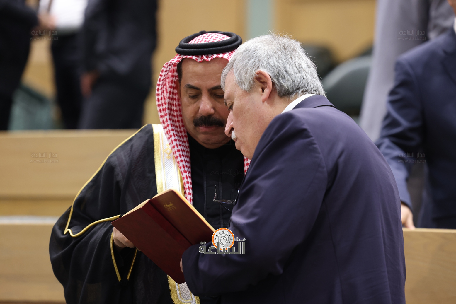 Madar Al-Saa Images 0.3772397262520849